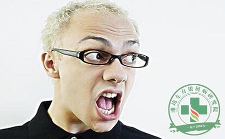 少白头是银屑病并发症吗?